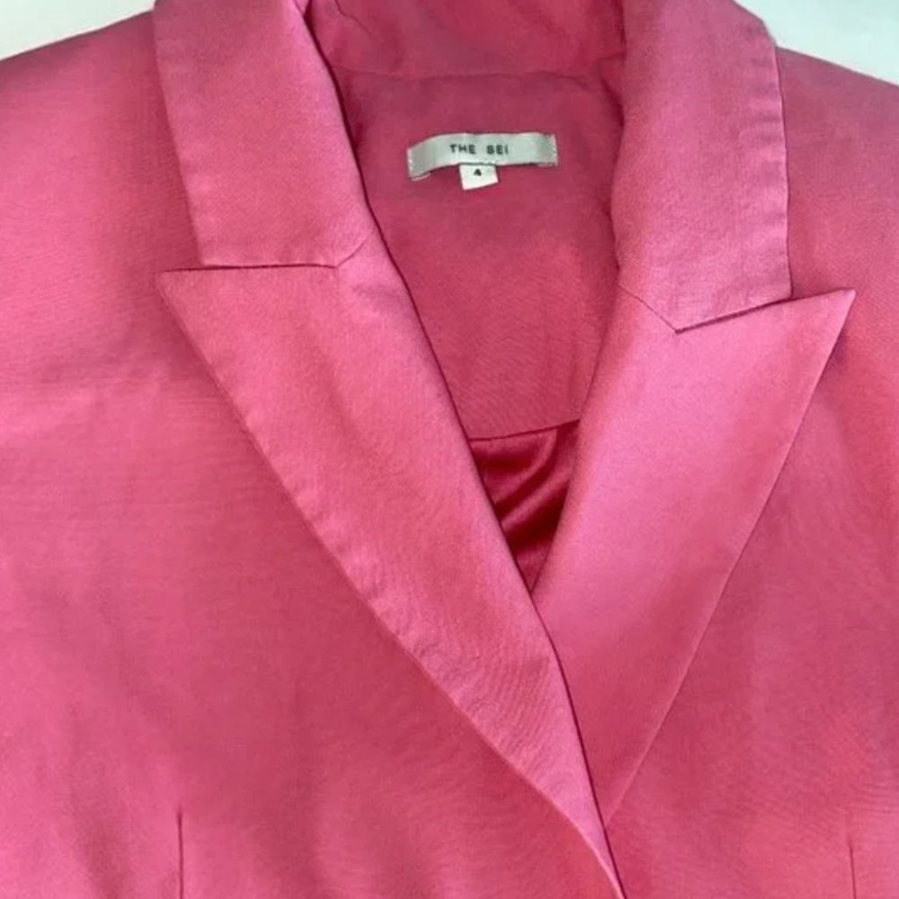 REVOLVE x The Sei Double Breasted Crop Blazer - Picture 2 of 3